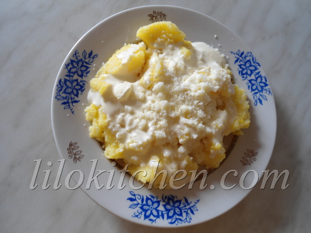Кукурузная каша с брынзой